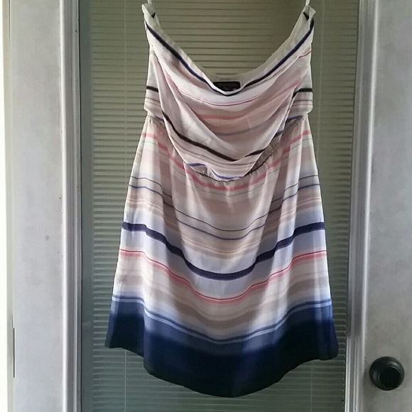 White House Black Market Dresses & Skirts - Strapless White House Black Market dress size L